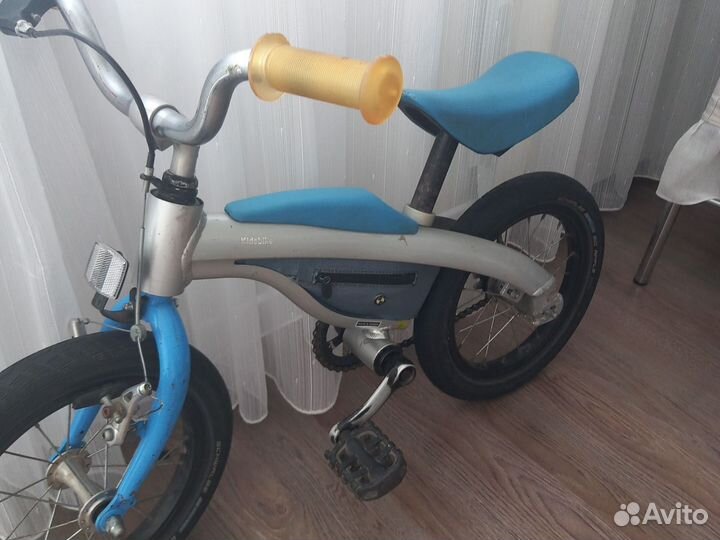 Велосипед и беговел bmw