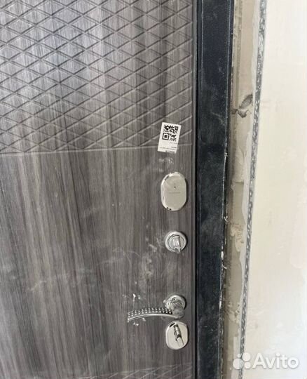 Дверь входная