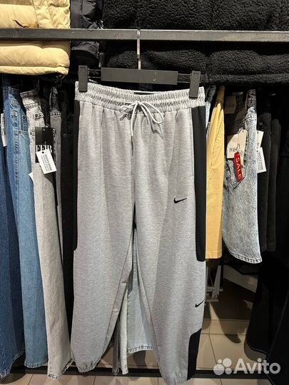 Спортивные штаны nike