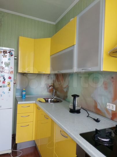 2-к. квартира, 47 м², 4/4 эт.