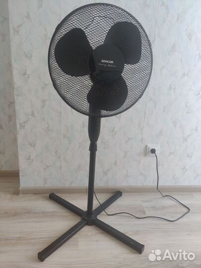 Вентилятор напольный Sencor SFN 4031BK