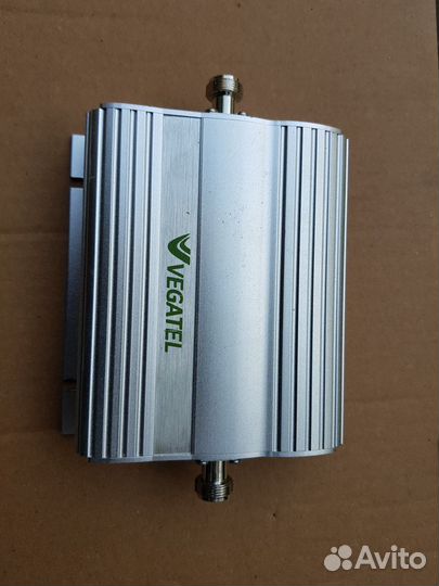 Бустер vegatel VTL20-1800. Усилитель связи