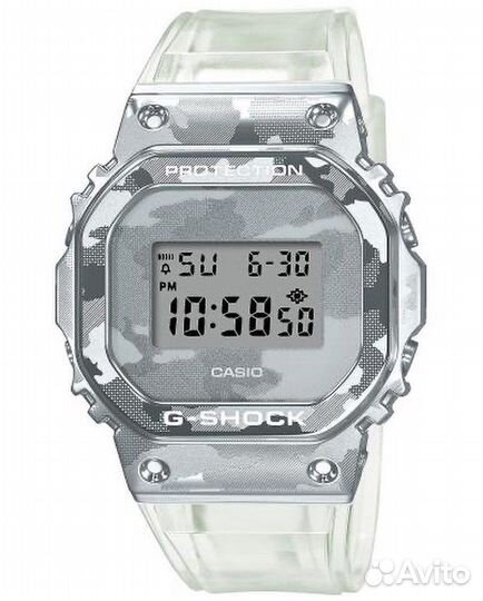 Наручные часы Casio G-shock GM-5600SCM-1ER