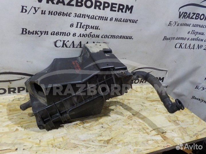 Корпус воздушного фильтра Skoda Octavia A4 BFQ