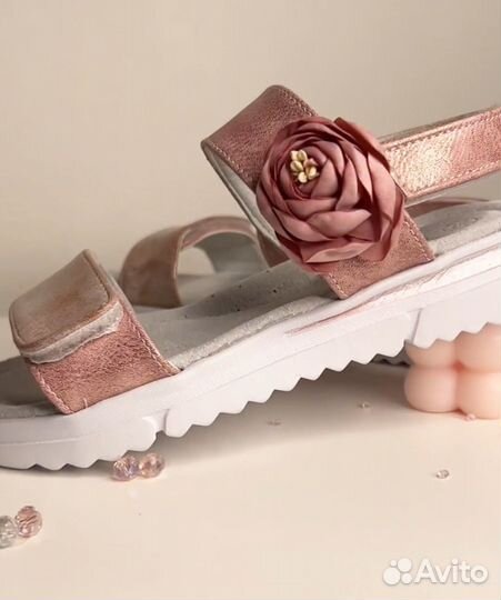 Сандали для девочки