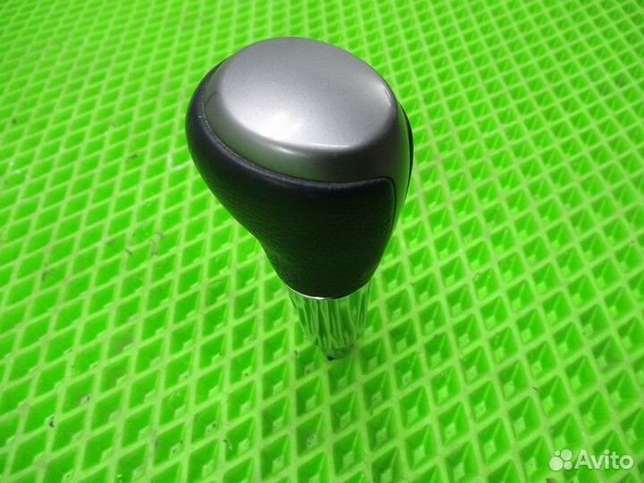 Рукоятка кулисы кпп Toyota RAV 4 4 (CA40)