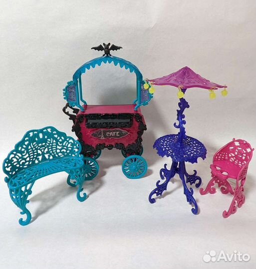 Monster high мебель