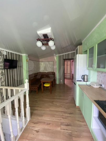 2-к. квартира, 60 м², 2/2 эт.