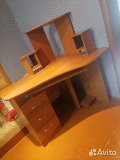 Компьютерный стол бу