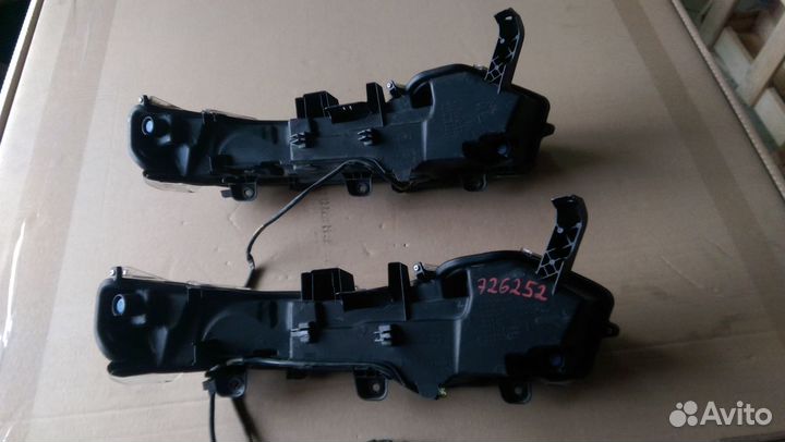 Lexus nx повторитель поворота левый ходового света