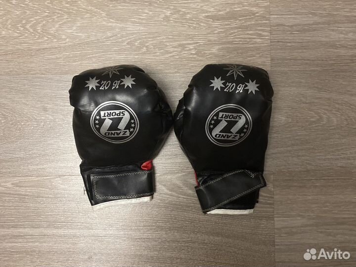 Боксерские перчатки детские