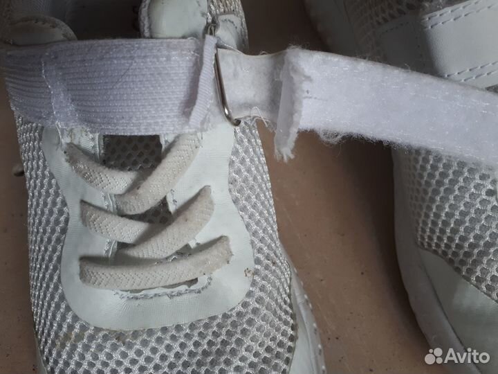 Кроссовки для девочки 35 размер