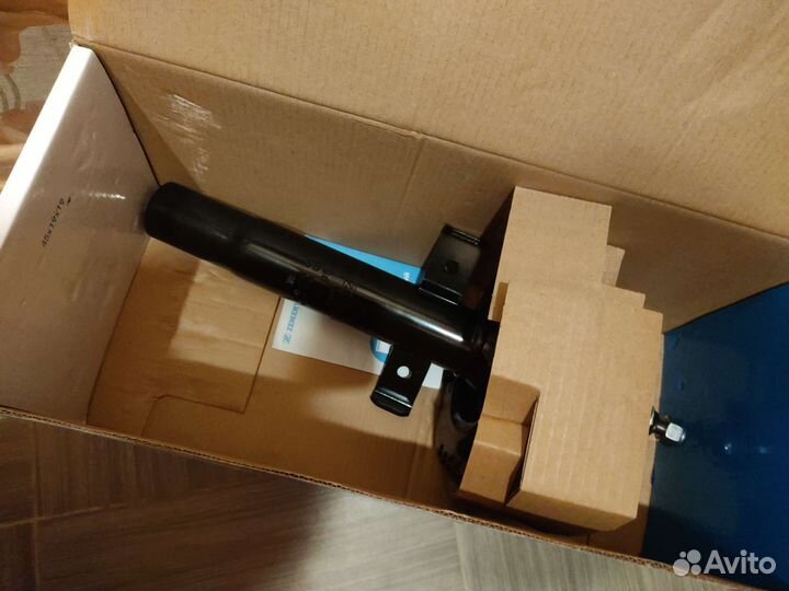 Амортизатор передний Renault Scenic 2