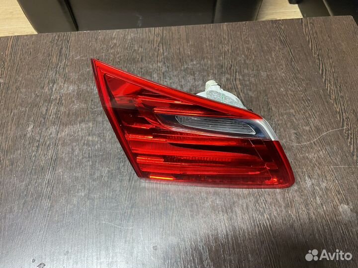 Фонарь в крышку багажника левый Mercedes X166 GL