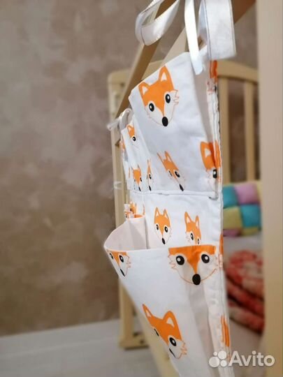 Органайзер (кармашки) на кроватку