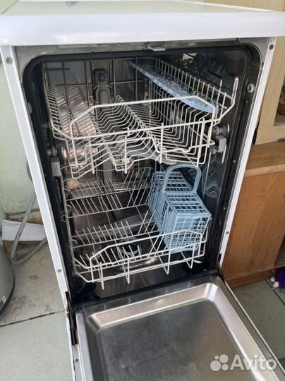Посудомоечная машина Indesit бу нерабочая