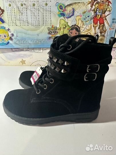 Ботинки для девочки