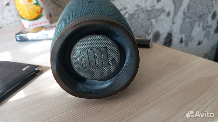 Колонка JBL Charge 4