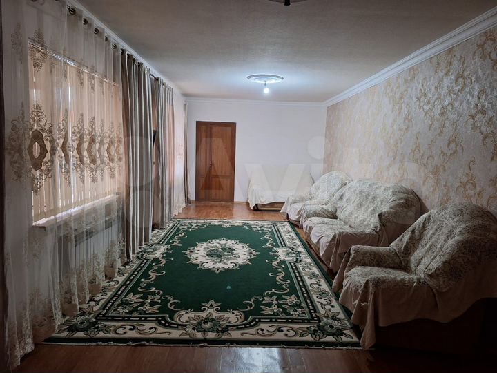 Дом 240 м² на участке 6 сот.