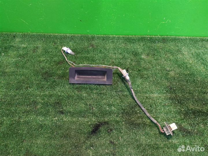 Кнопка багажника Opel astra H 2010