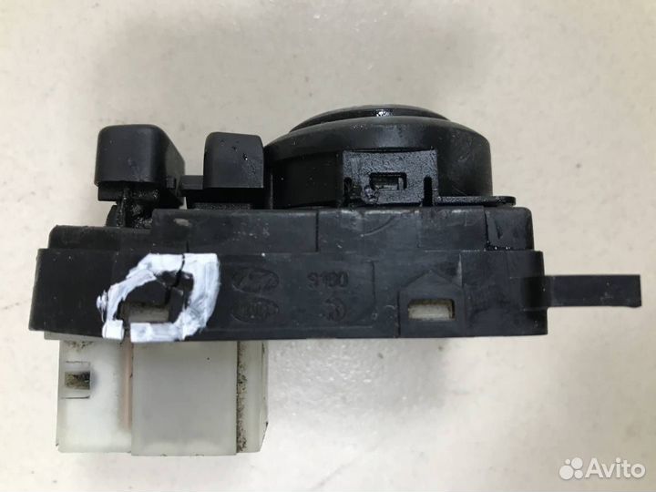 Переключатель регулировки зеркала Hyundai i20 PB 2