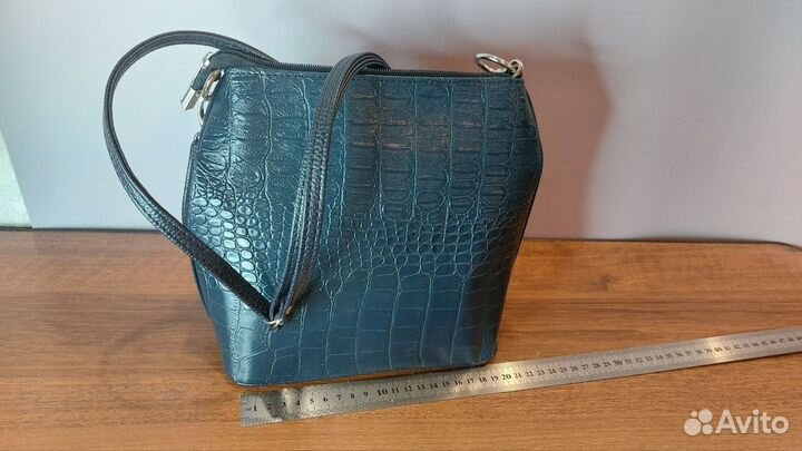 Сумка новая, размеры на фото. Темно синяя