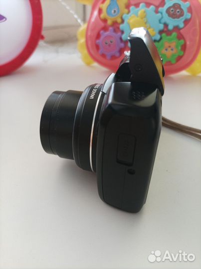 Зеркальный фотоаппарат Canon sx120 is Power shot