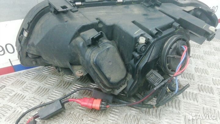 Фара правая BMW X5 E53 рест. 2005