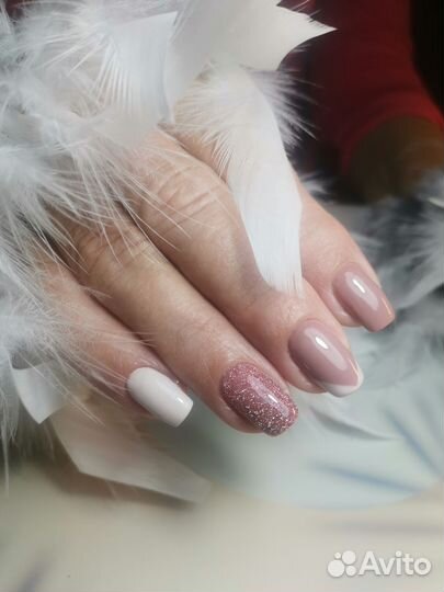 Маникюр, покрытие гель лаком, наращивание ногтей