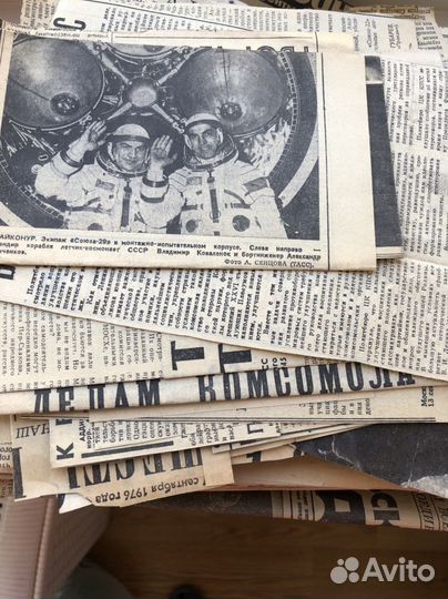 Подшивки из газет про полеты в космос-70-80е гг