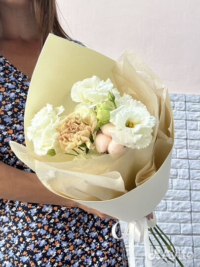 Мини букет из эустомы и диантуса