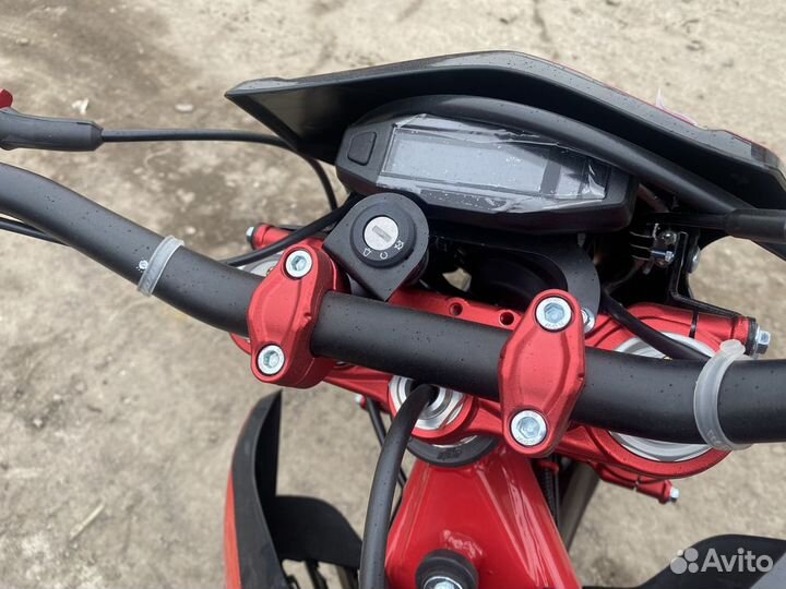 Мотоцикл, кросс, эндуро BSE Z11 - 300 кубов