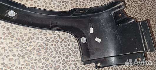 Накладка арки крыла передняя левая Suzuki SX4