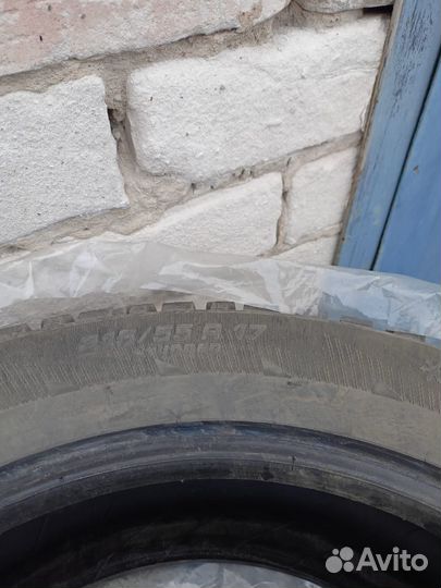 Michelin X-Ice North 3 215/55 R17