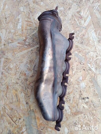 Выпускной коллектор правый Audi A8 D4 long 4.2