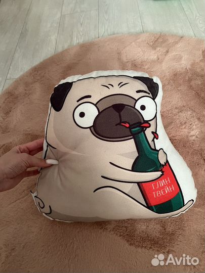 Подушка мопс