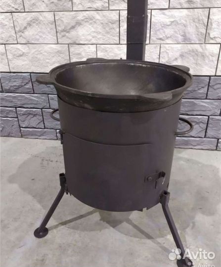 Казаны чугунные, учаги к ним