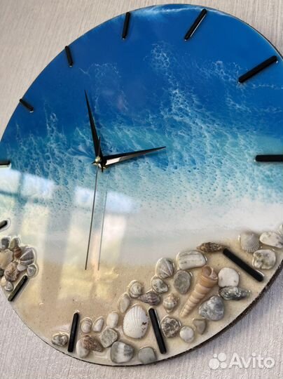 Часы из эпоксидной смолы в наличии и под заказ