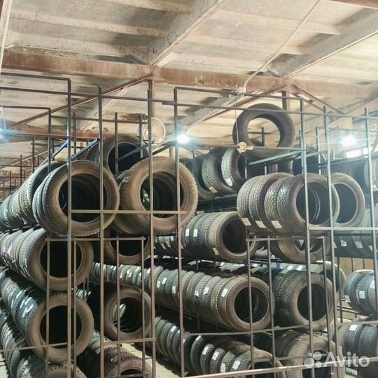 Kumho Ecsta HS51 215/50 R17 95W