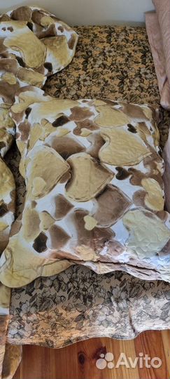 Покрывало на 2 х спальную кровать новое