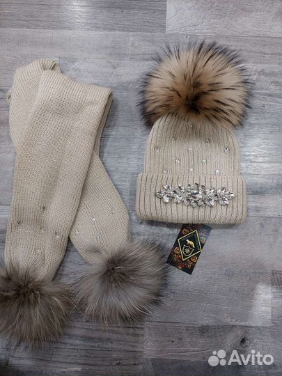 Комплект шапка и шарф