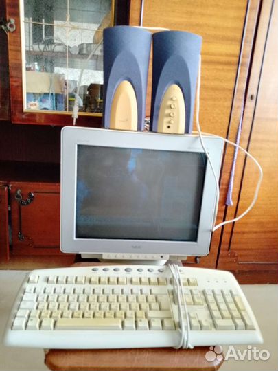 Монитор. Клавиатура. Колонки