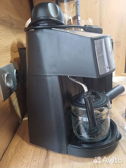 Кофеварка Delta lux