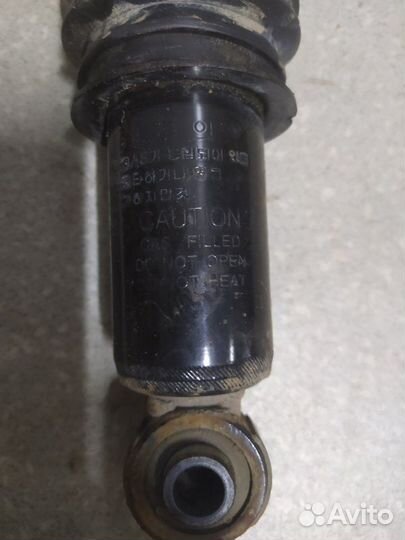 Амортизатор подвески задний левый Kia Rio QB G4FA