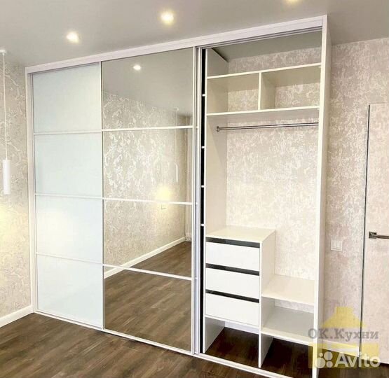 Шкаф в детскую