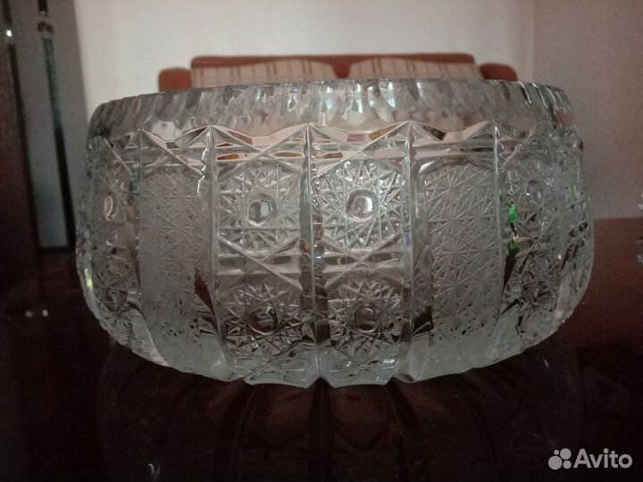 Ваза хрустальная