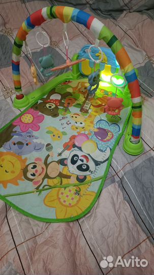 Развивающий коврик