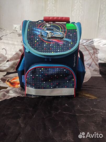 Школьный рюкзак