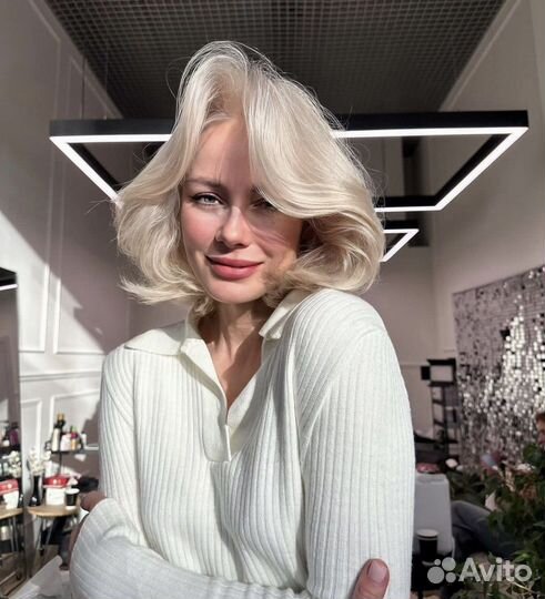 Модель на окрашивание волос