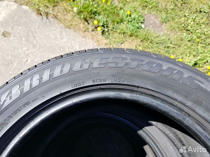 Bridgestone Dueler H/P Sport 235/55 R17